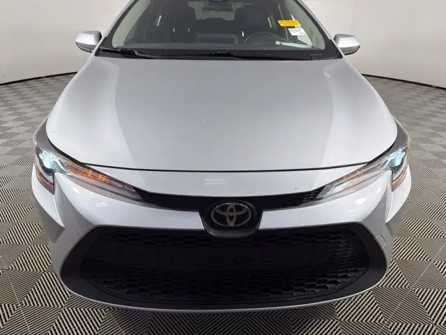 2022 Toyota Corolla - $17,000
