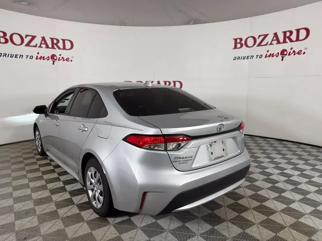 2022 Toyota Corolla - $17,000