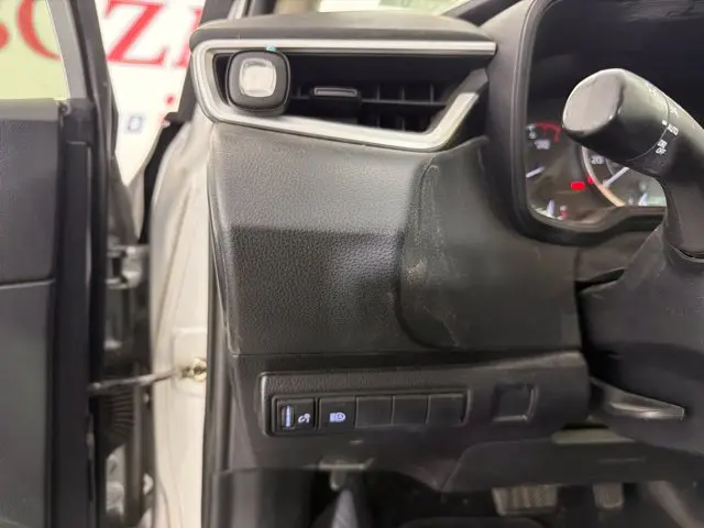 2022 Toyota Corolla - $17,000