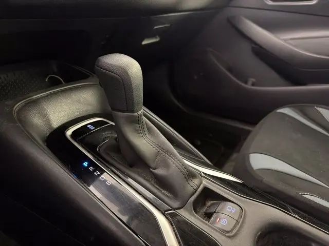 2022 Toyota Corolla - $17,000