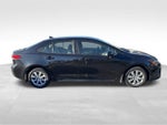 2022 Corolla Thumbnail 4