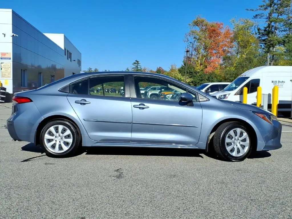 2022 Toyota Corolla - $21,900