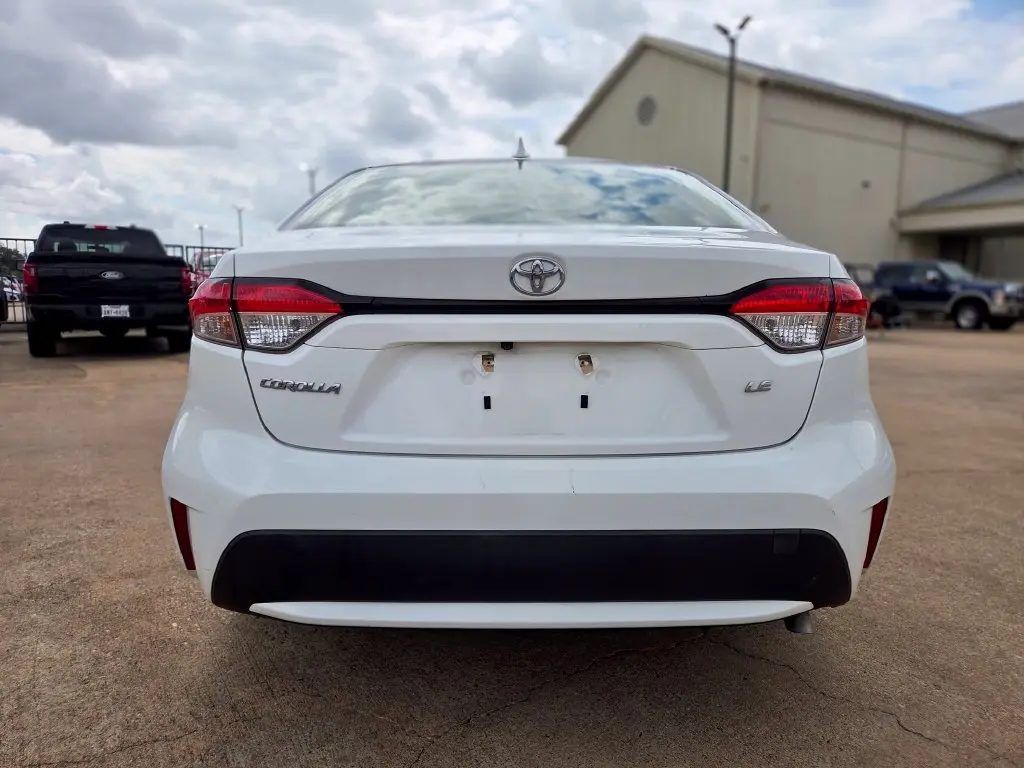 2021 Toyota Corolla - $14,657