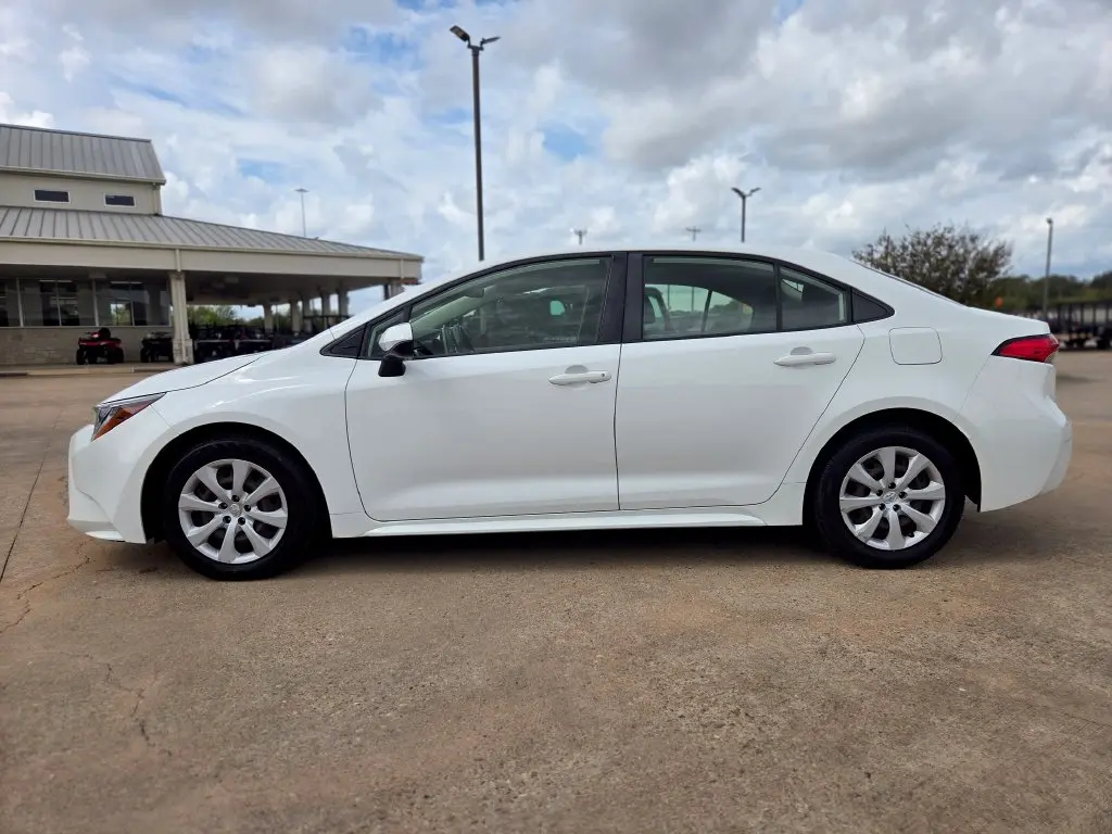 2021 Toyota Corolla - $14,657