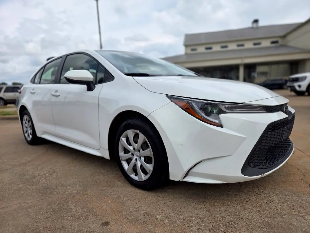 2021 Toyota Corolla - $14,657
