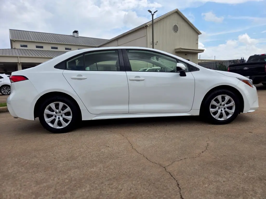 2021 Toyota Corolla - $14,657