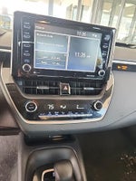 2021 Corolla Thumbnail 6