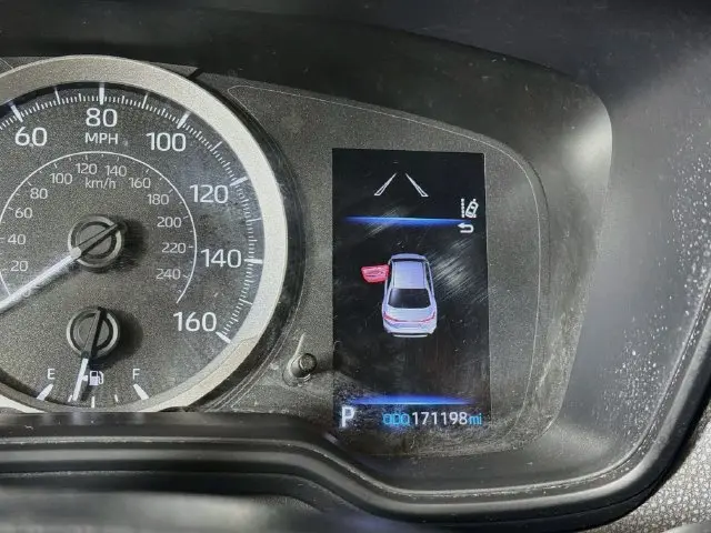 2020 Toyota Corolla - $9,500