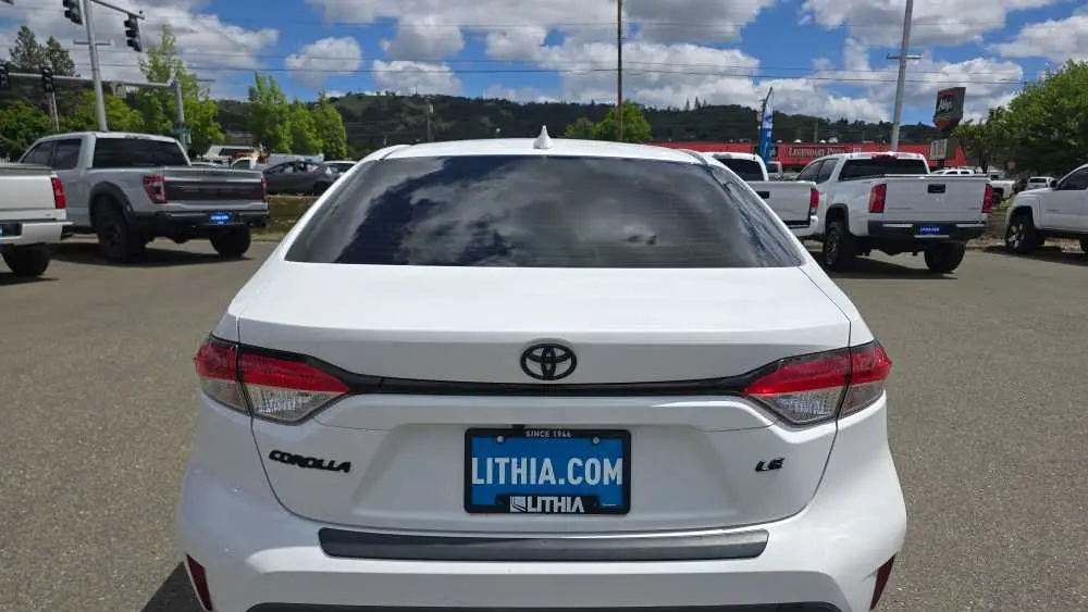 2020 Toyota Corolla LE