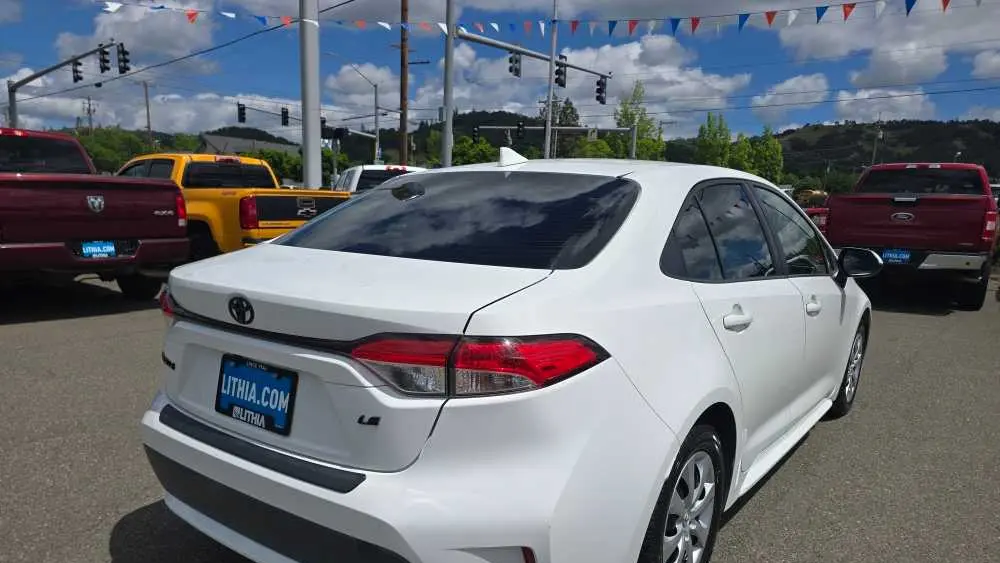 2020 Toyota Corolla LE