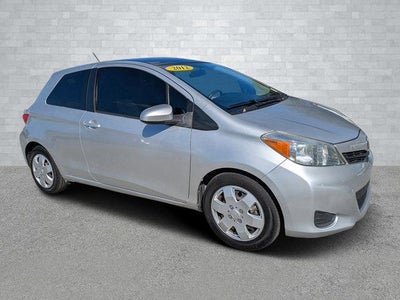 2012 Toyota Yaris L 2DR Hatchback 5M
