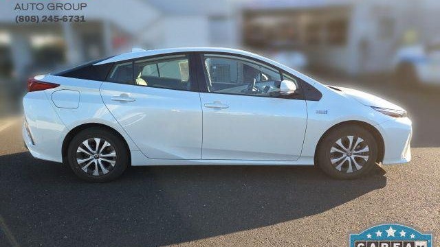 2022 Toyota Prius Prime LE