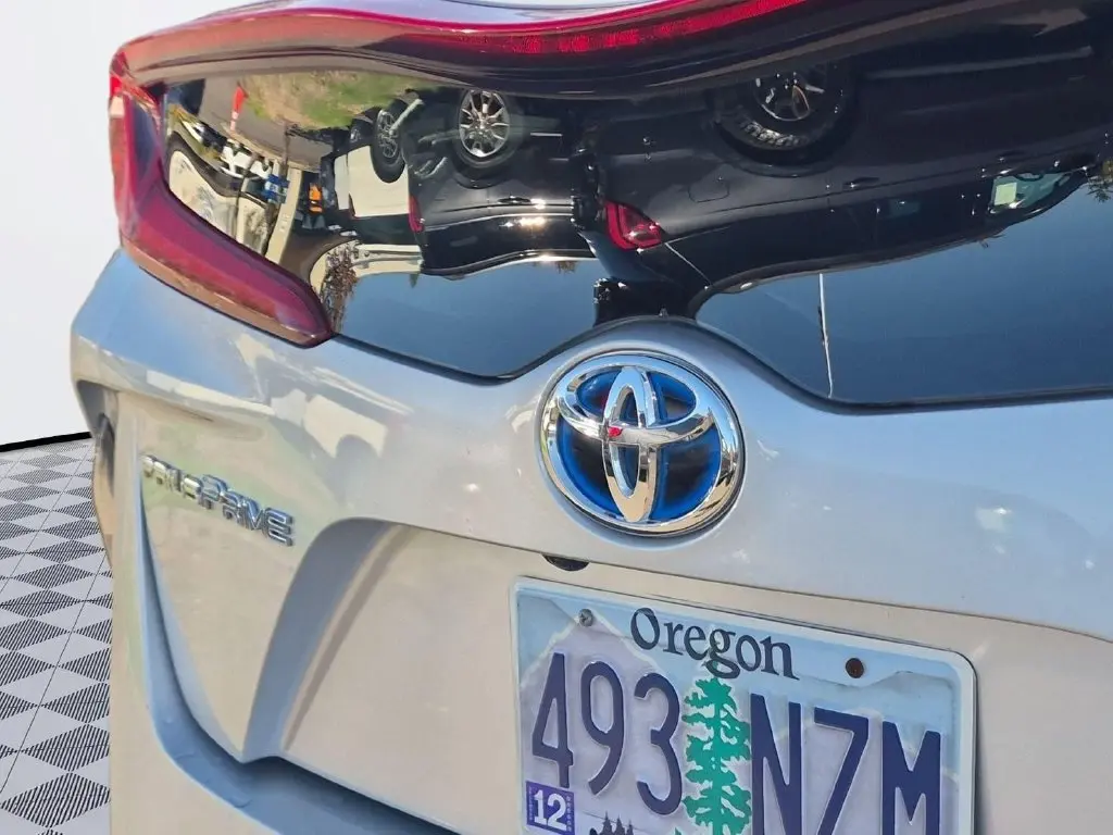 2022 Toyota Prius - $26,738