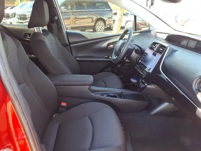 2021 Toyota Prius - $22,101