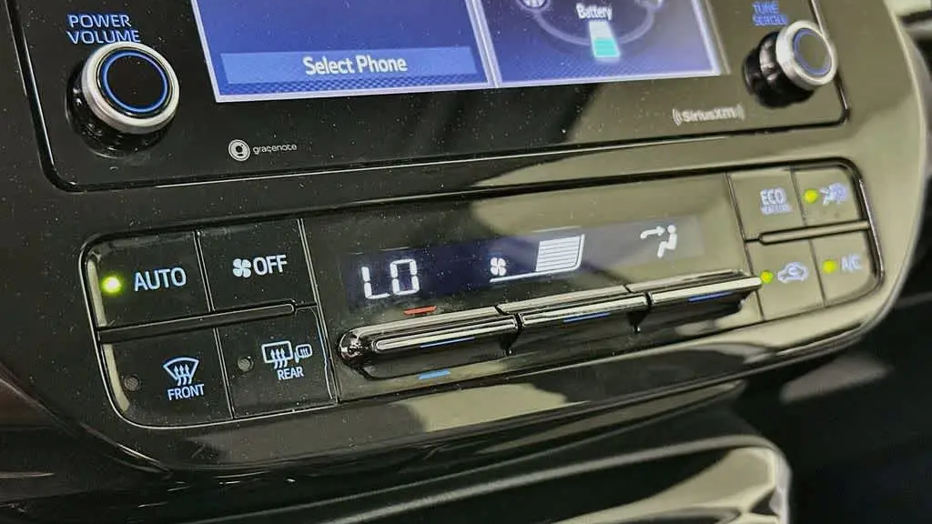 2021 Toyota Prius L Eco