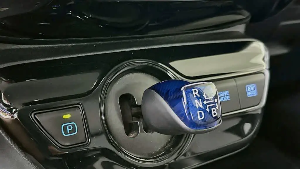 2021 Toyota Prius L Eco