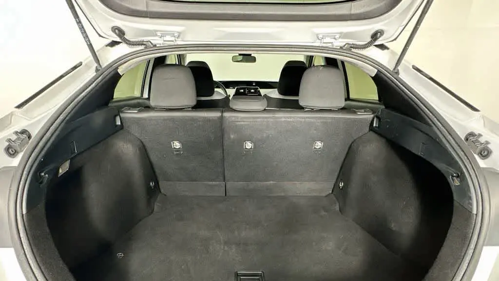 2021 Toyota Prius L Eco