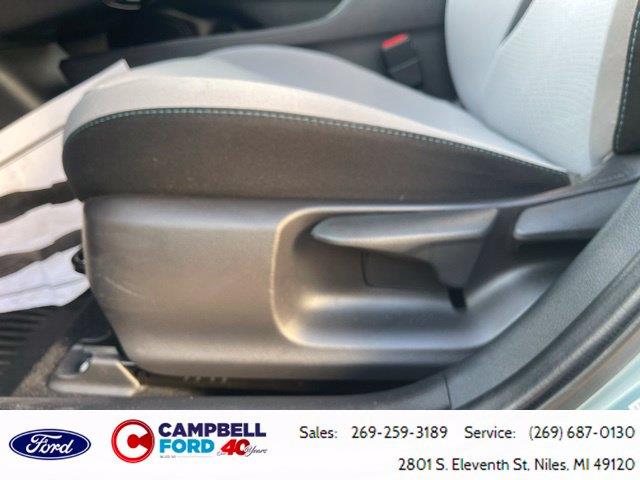 2022 Toyota Prius - $25,992