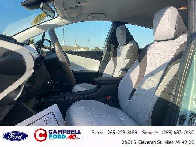 2022 Toyota Prius - $25,992
