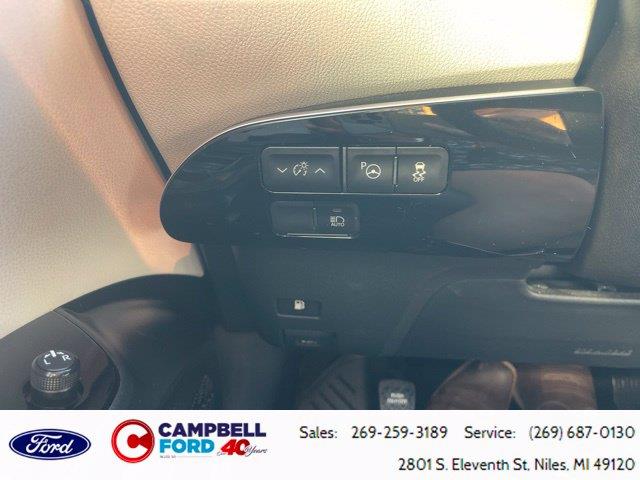 2022 Toyota Prius - $25,992