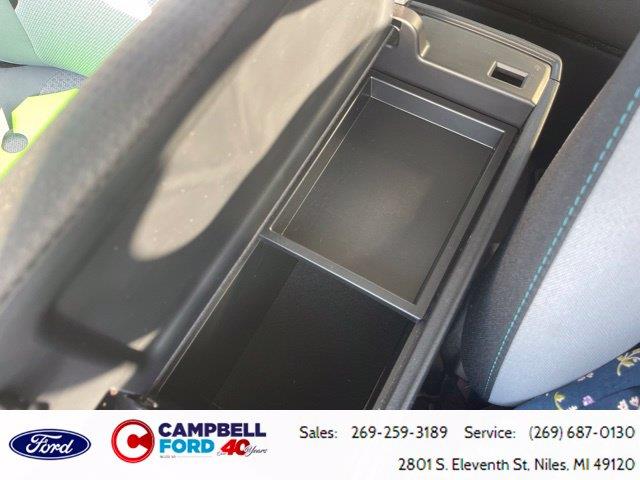 2022 Toyota Prius - $25,992