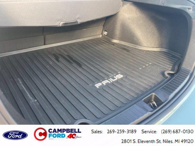 2022 Toyota Prius - $25,992