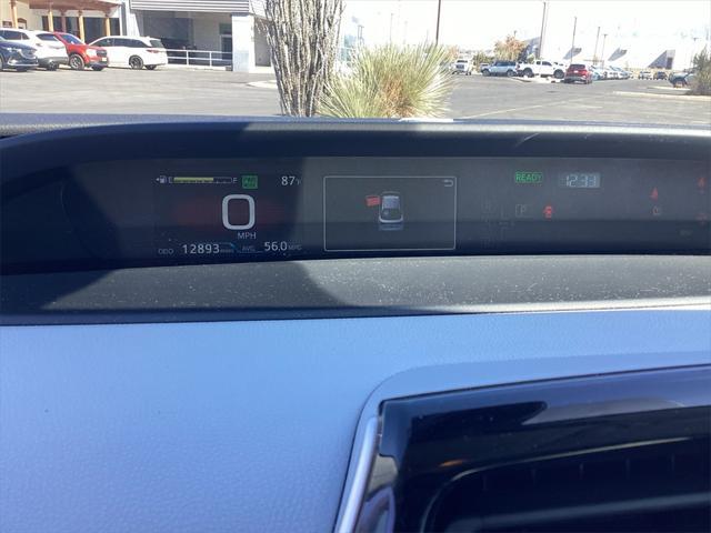 2022 Toyota Prius - $26,000