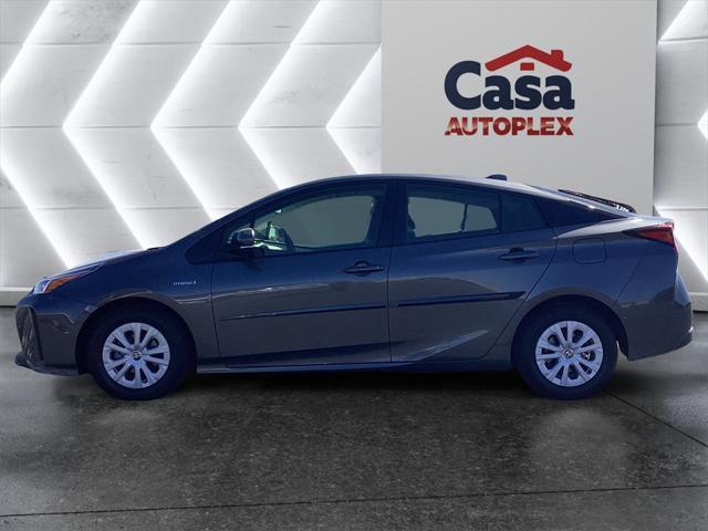 2022 Toyota Prius - $26,000
