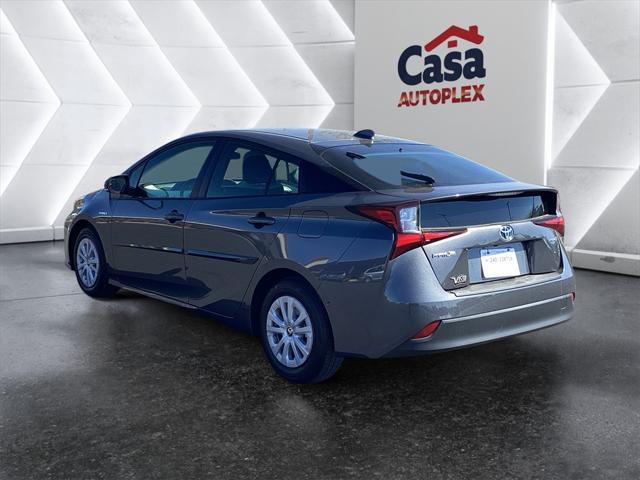 2022 Toyota Prius - $26,000