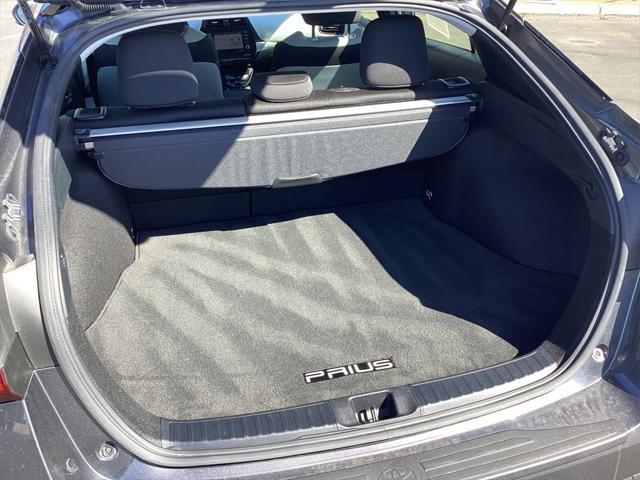 2022 Toyota Prius - $26,000