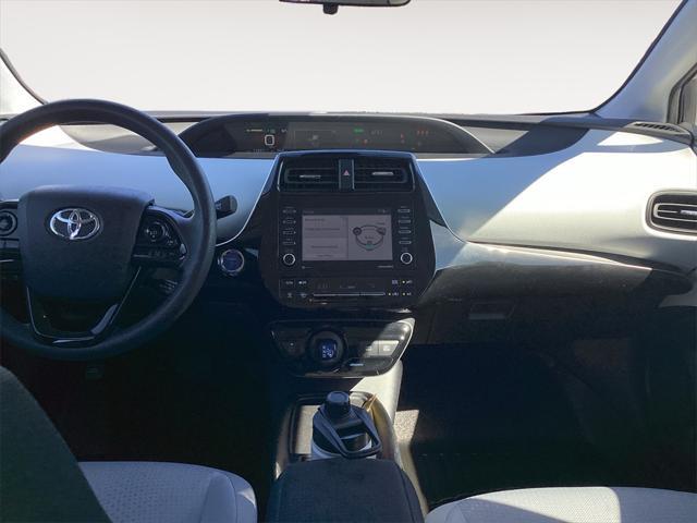 2022 Toyota Prius - $26,000