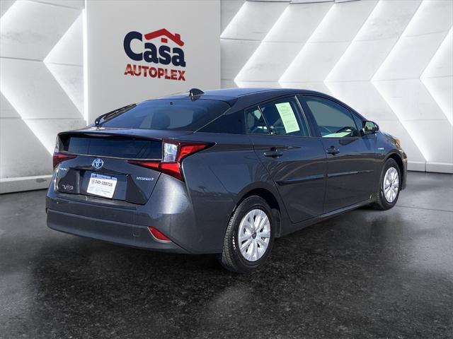 2022 Toyota Prius - $26,000