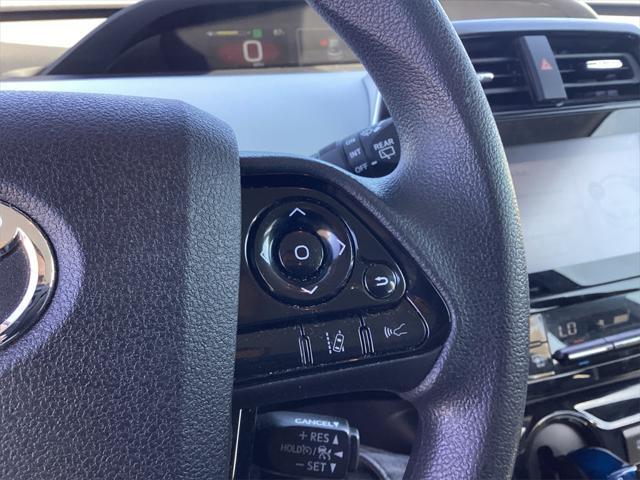 2022 Toyota Prius - $26,000