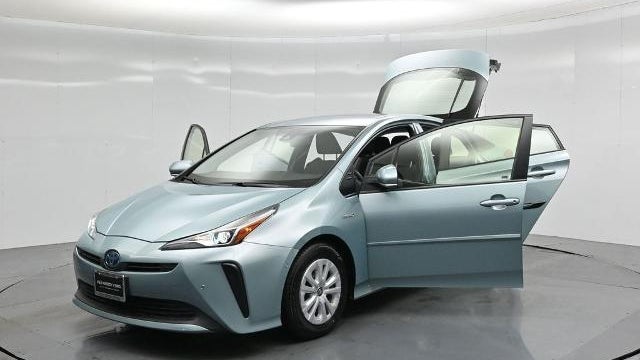 2021 Toyota Prius L Eco