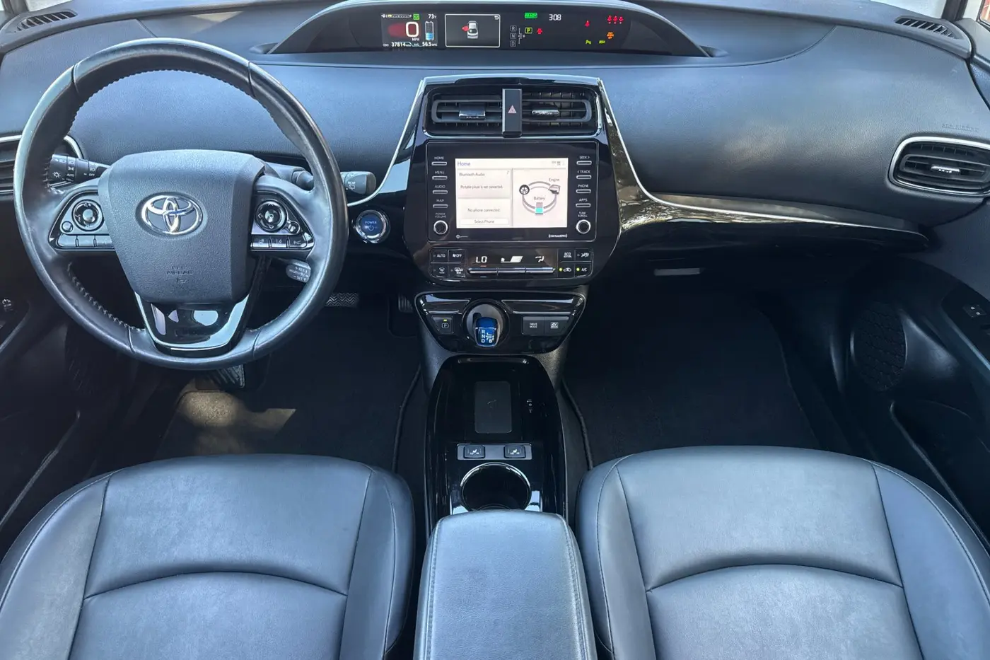 2022 Toyota Prius - $26,000