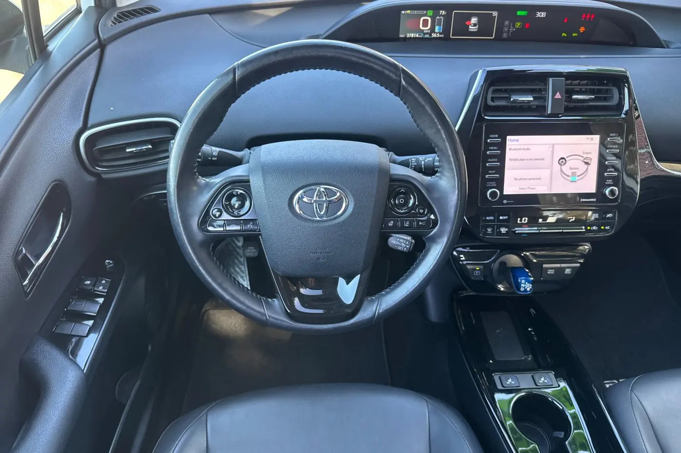 2022 Toyota Prius - $26,000