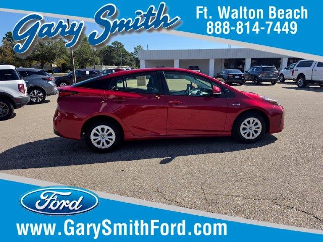 2022 Toyota Prius - $26,999