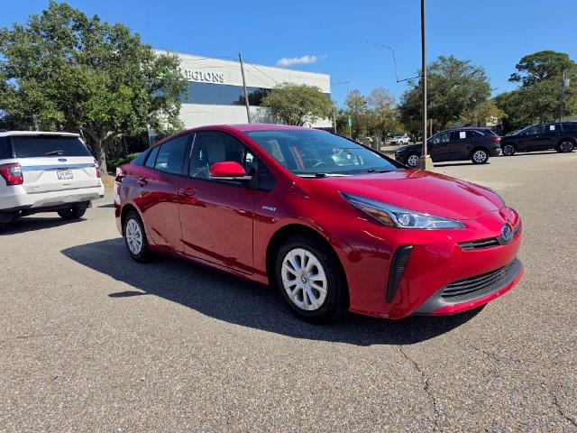 2022 Toyota Prius - $26,999