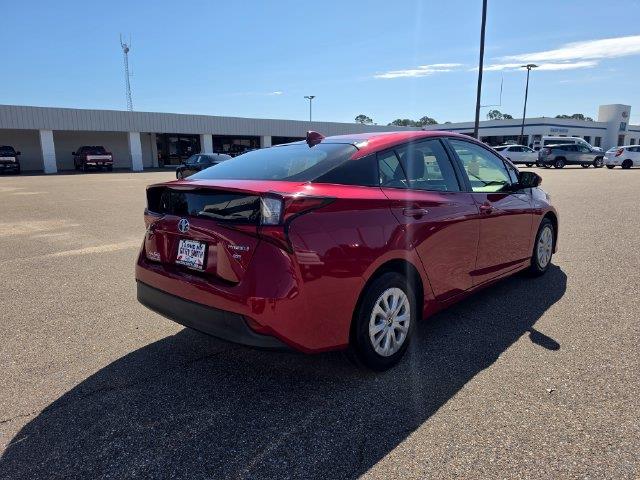 2022 Toyota Prius - $26,999