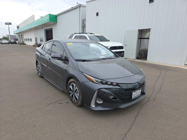 2017 Toyota Prius - $19,800