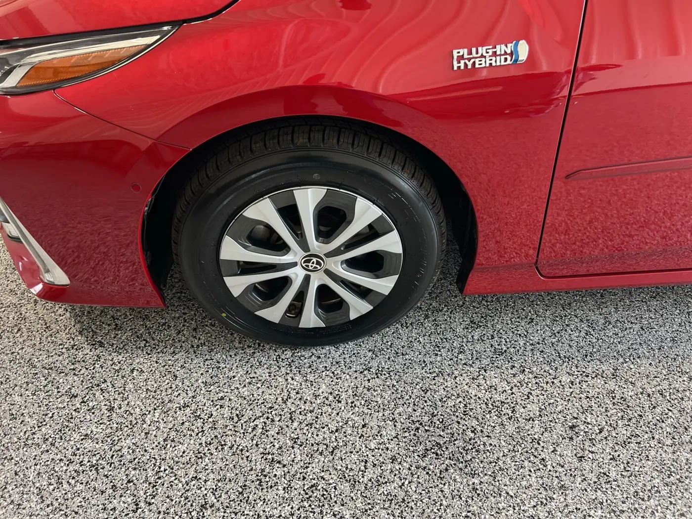 2020 Toyota Prius - $18,980