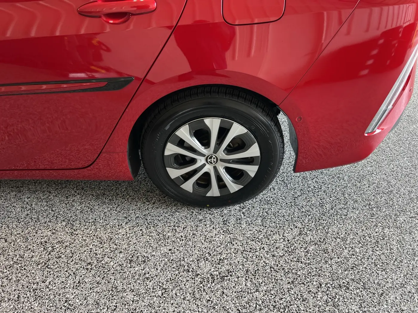 2020 Toyota Prius - $18,980