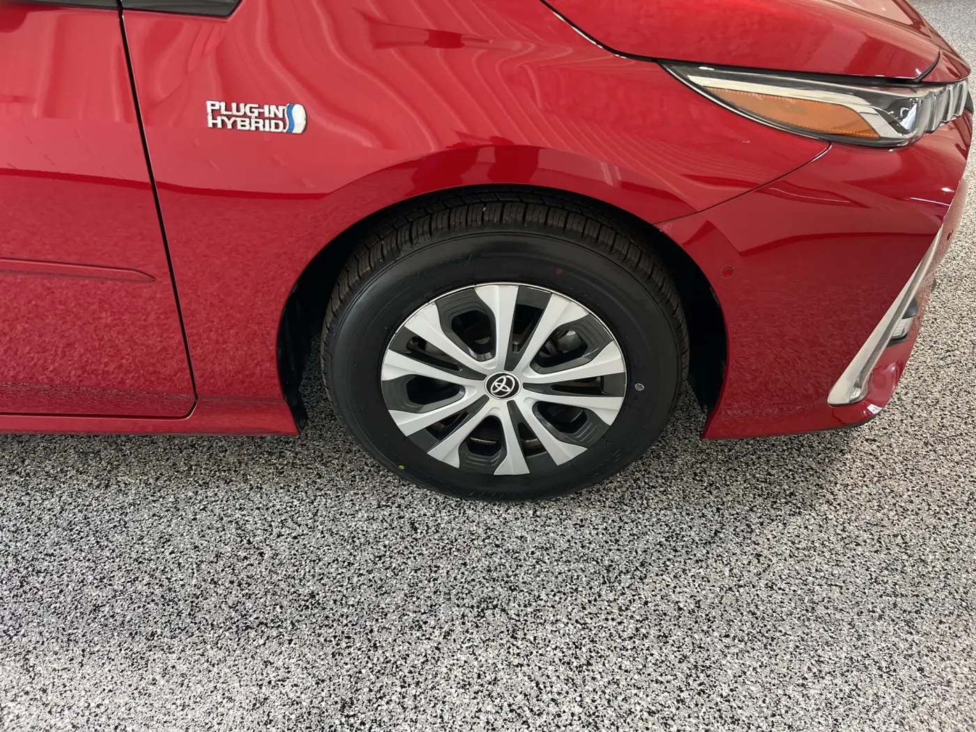 2020 Toyota Prius - $18,980