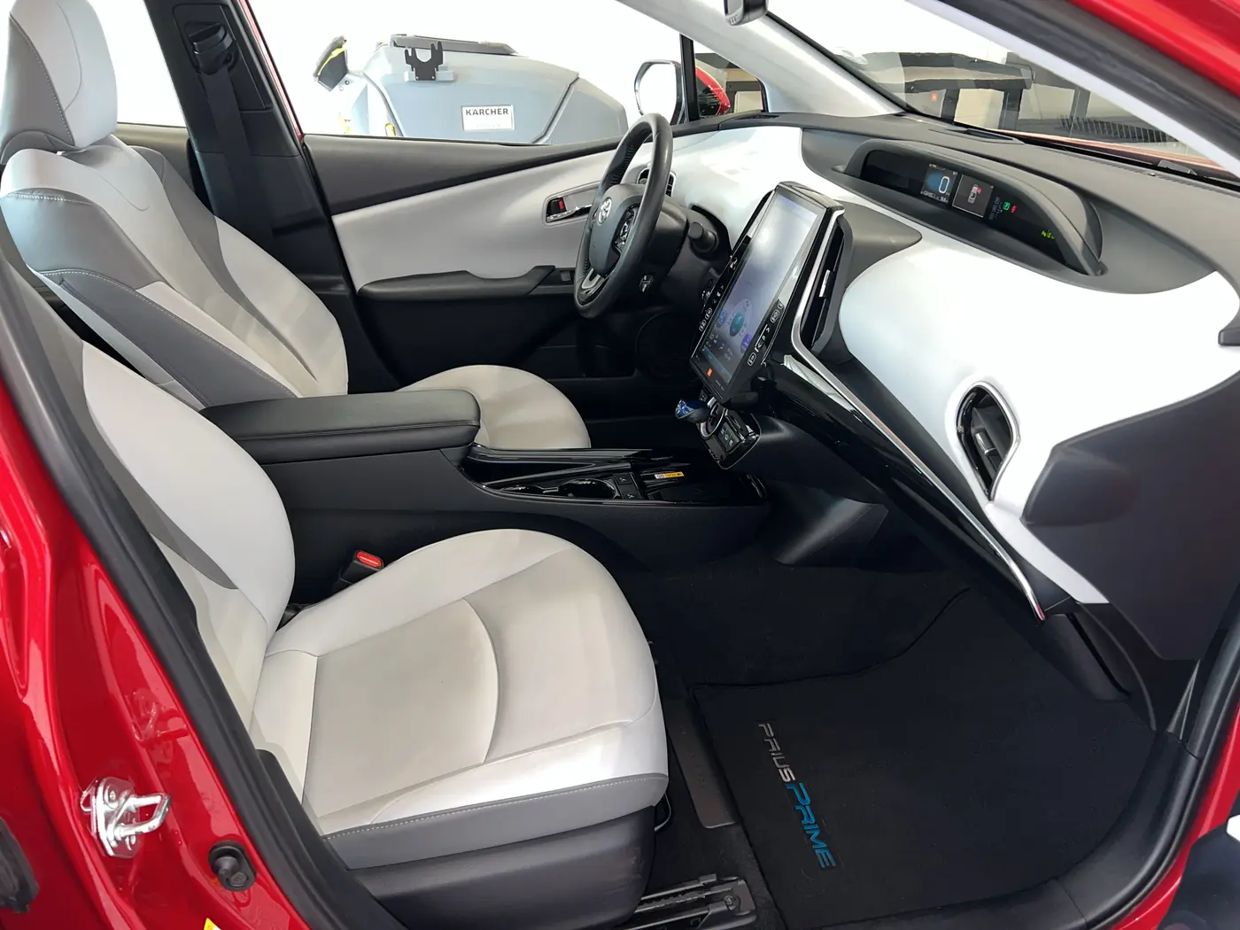 2020 Toyota Prius - $18,980