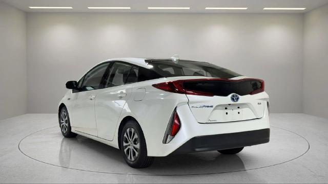 2020 Toyota Prius - $23,995