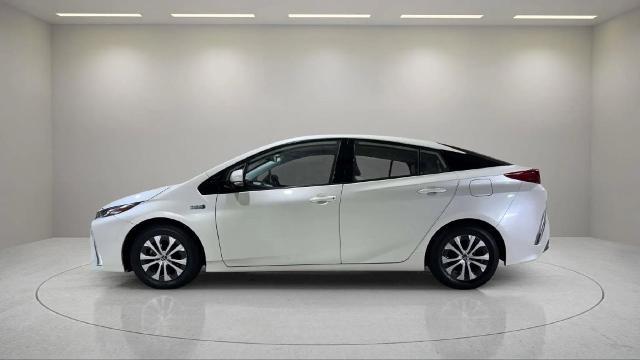 2020 Toyota Prius - $23,995