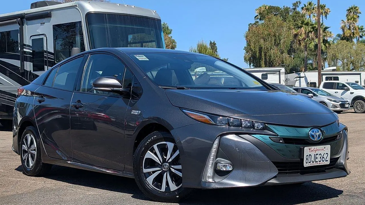 2018 Toyota Prius Prime Plus