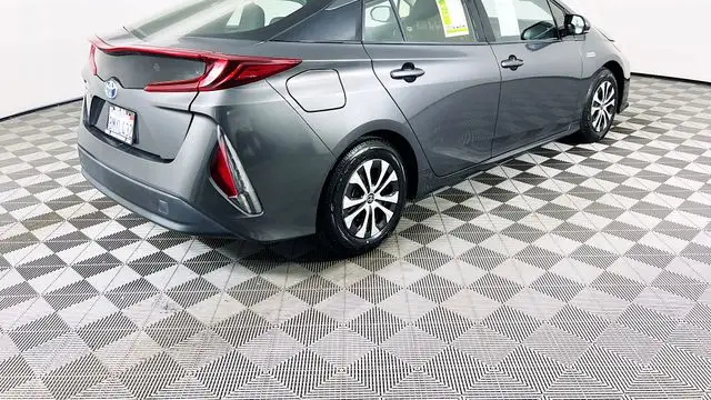 2020 Toyota Prius Prime LE