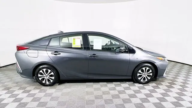 2020 Toyota Prius Prime LE