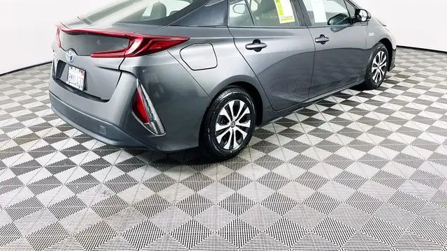 2020 Toyota Prius Prime LE